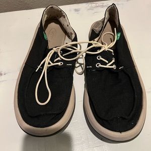 Sanuks size 12 | worn still in good condition
